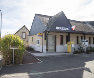 Saint-Christophe-du-Luat Mairie